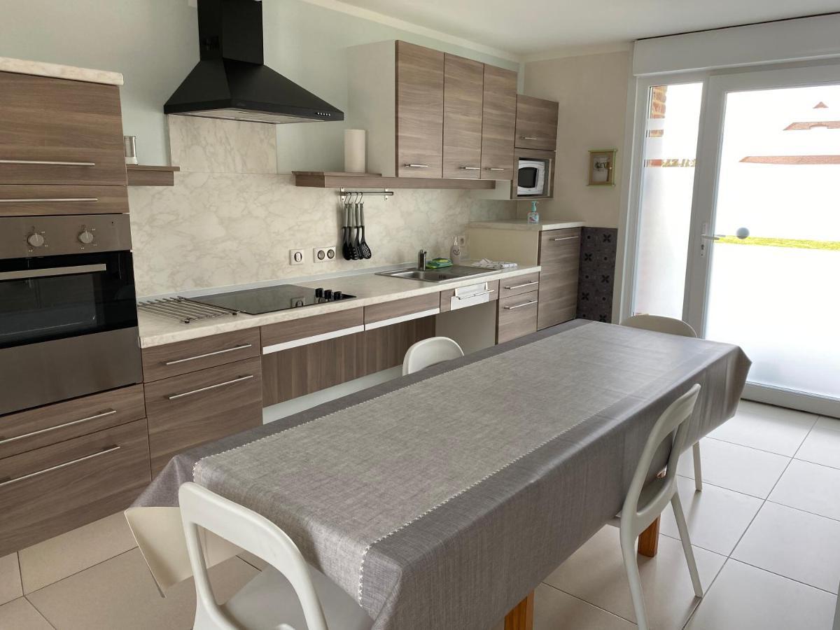 Le Domaine Des Saules Villa Richebourg  ภายนอก รูปภาพ